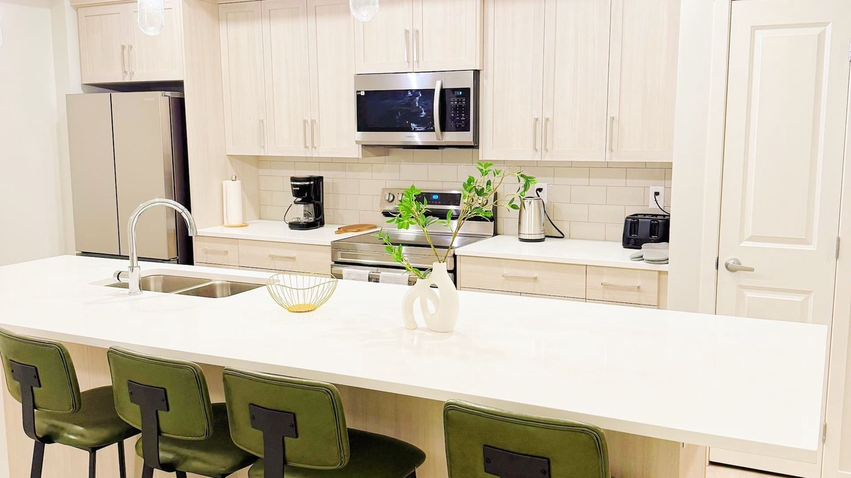 Seton Apartment | Modern 2BR Seton Retreat | Near Calgary Hospital | Close to Banff