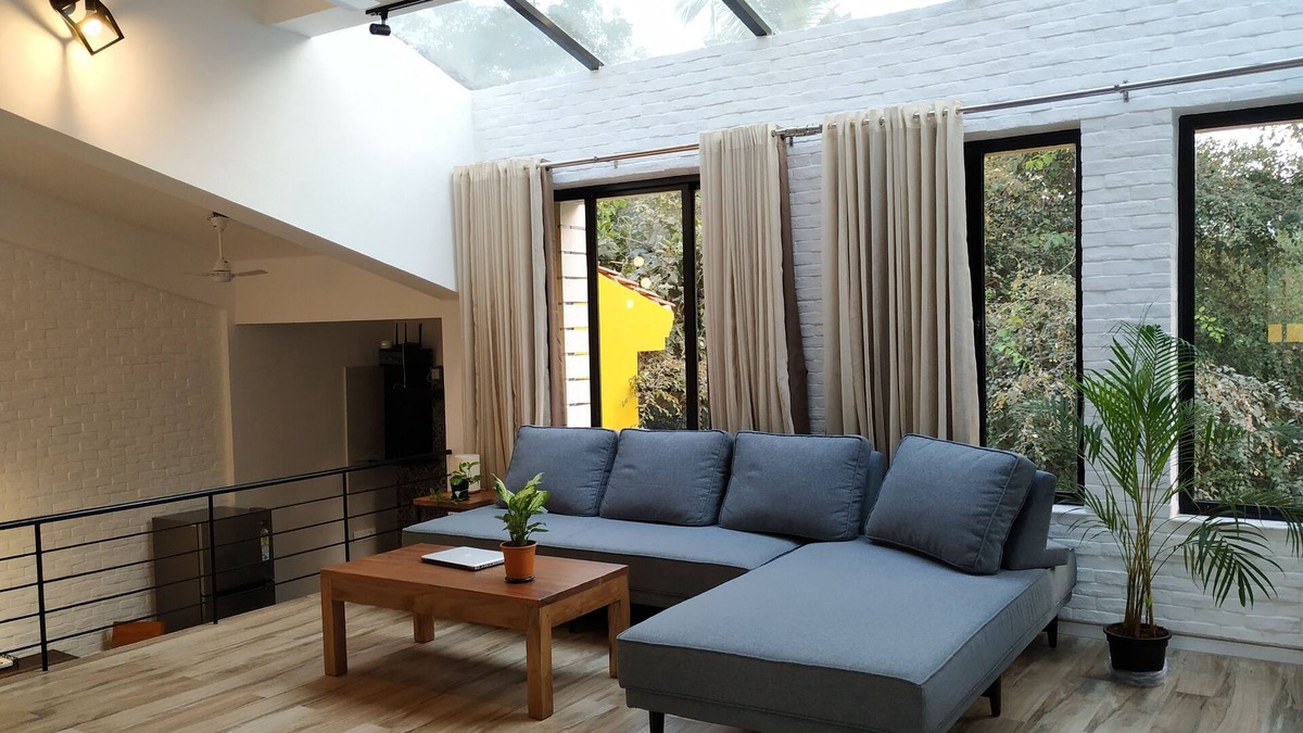Vagator Apartment | Modern 2BR Skylit Penthouse w/Open Pvt Terrace. 7 mins walk to Vagator Beach