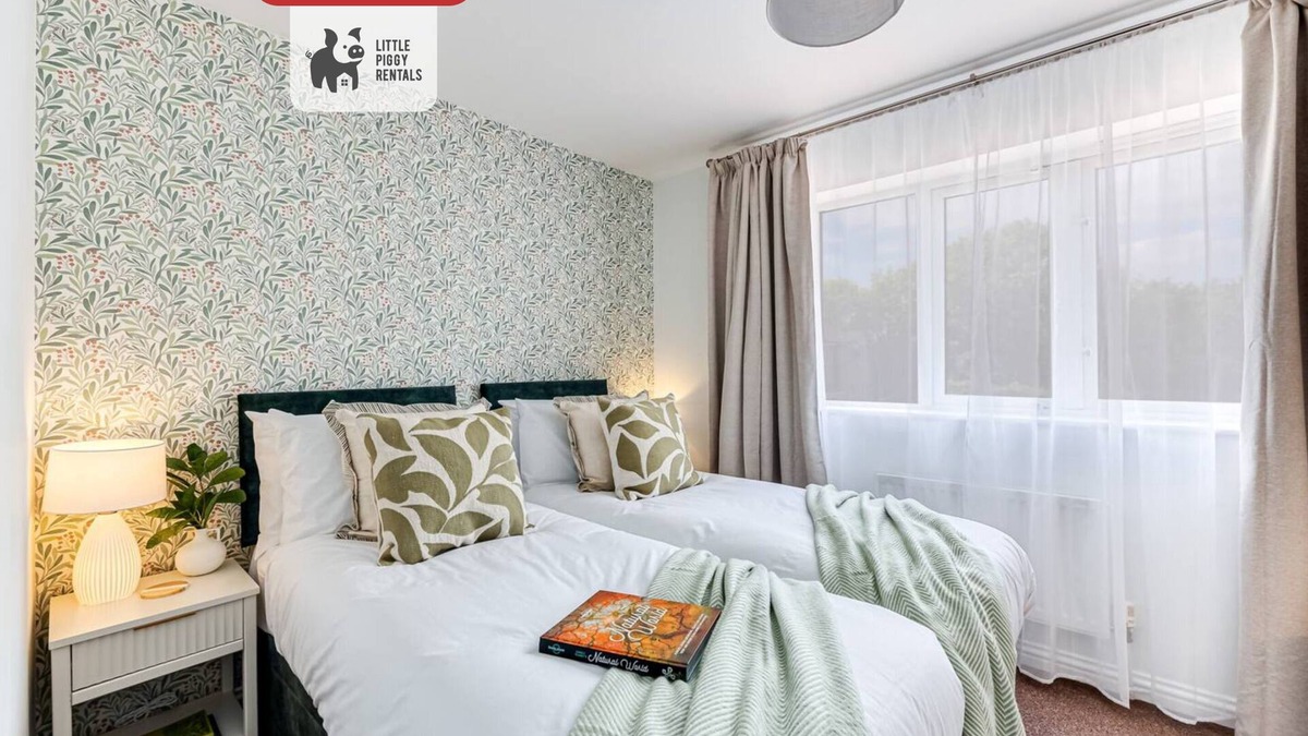 Marston Moretaine Apartment | Modern 2BR w/Parking EV Charger