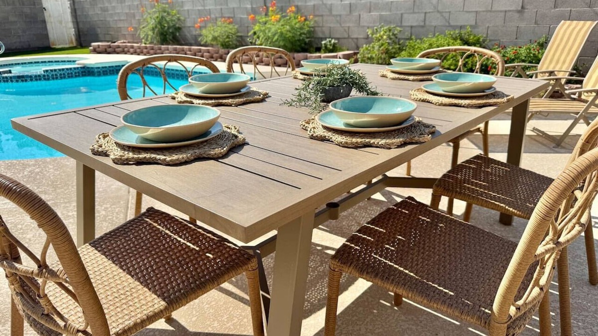 North Las Vegas House | Modern 3 BD Pool and Jacuzzi