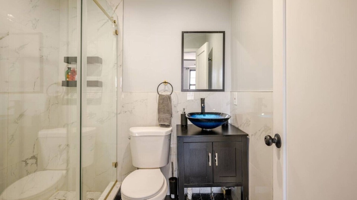Black Rock Historic District Apartment | Modern 3-Bdrm Apt in Black Rock