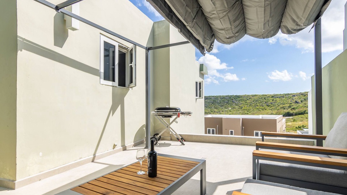 Grote Berg Apartment | Modern 3-bed Apartment in Papaya Resort Curacao