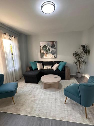 Black Rock Historic District House | Modern 3 Bed House in Black Rock