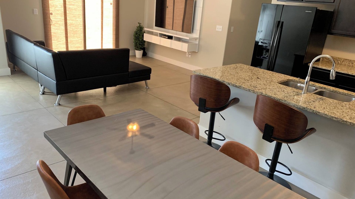 Derby House | Modern 3 Bedroom Executive House by Spirit