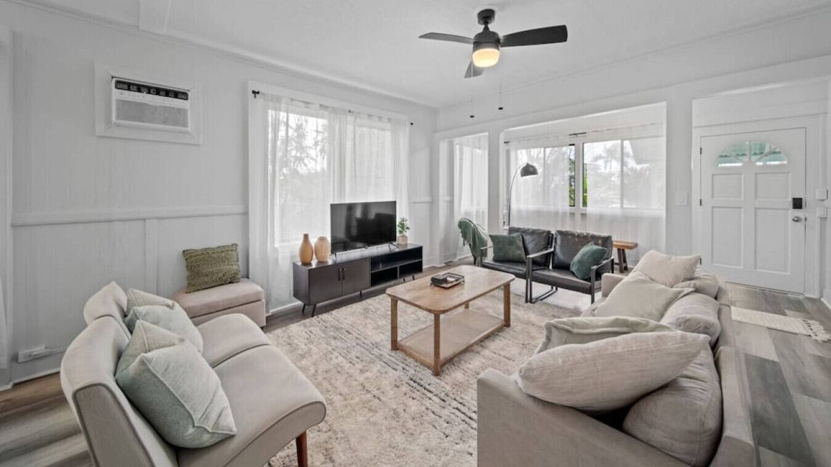 Hilo House | Modern 3BR/1B house in Hilo