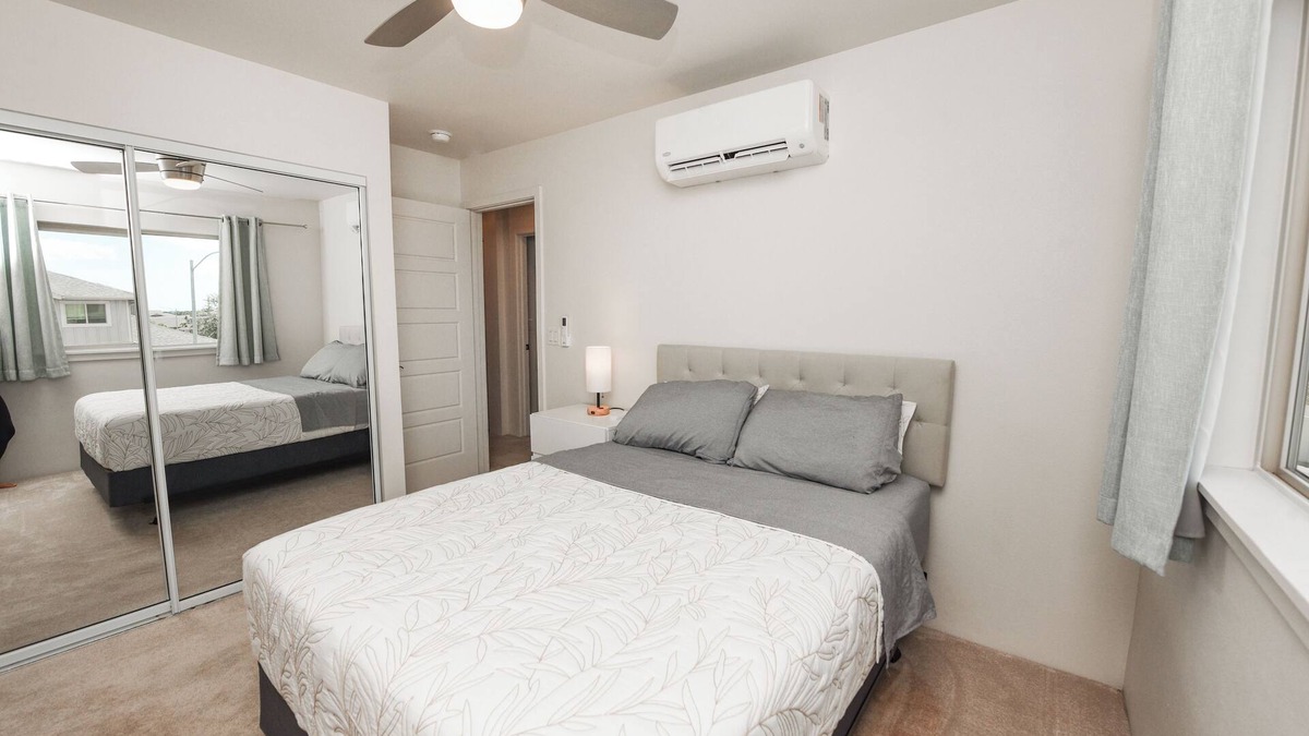 Ewa House | Modern 4-bedroom house in family-friendly Hoopili with WiFi, AC