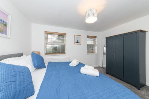 Reading Apartment | Modern 4Bedroom House Bath Road Reading