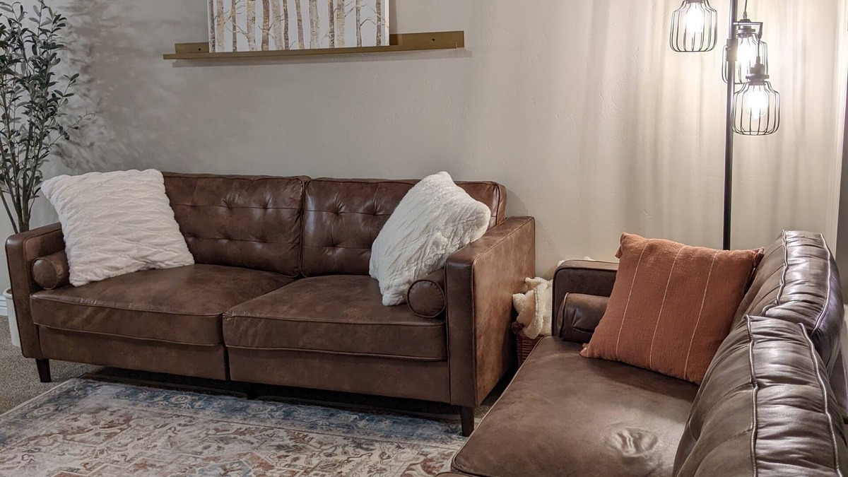 Santaquin House | Modern 5 bedroom Home Near Payson Temple, Young Living, and the Red Barn