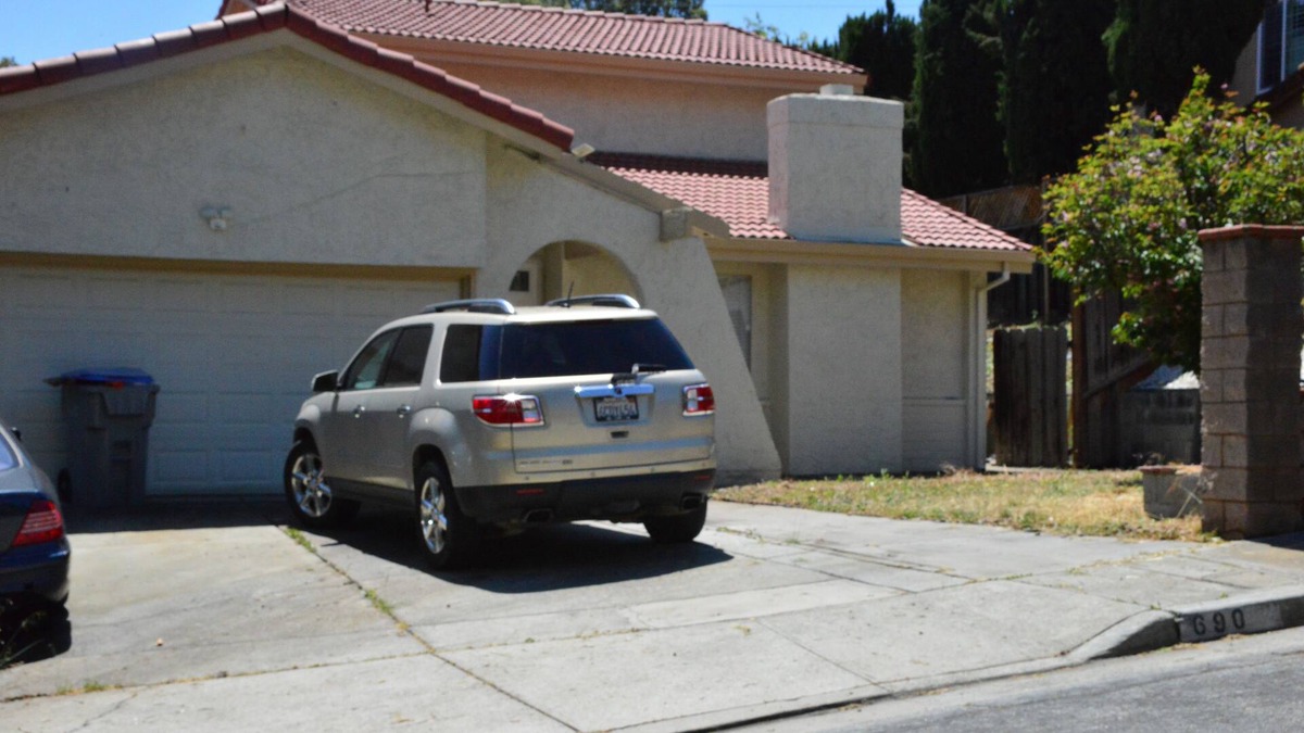 Edenvale House | Modern 5-bedroom house with AC in San Jose