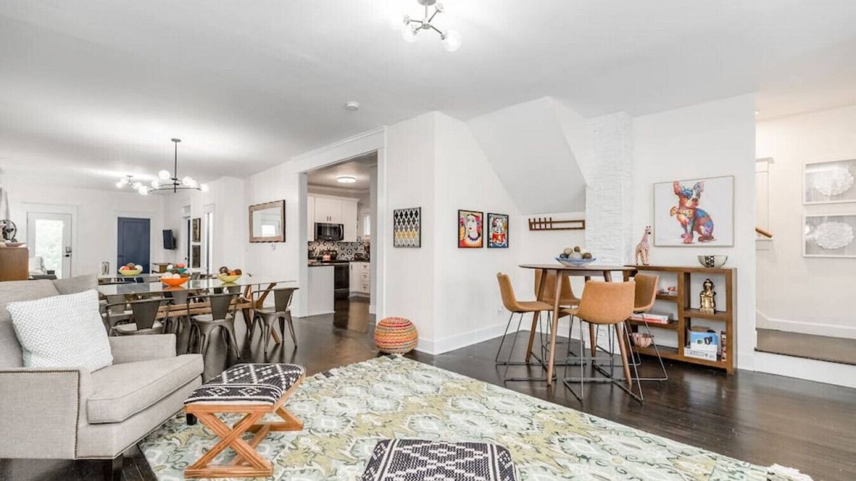South Hyde Park House | Modern 5BR/5BA | Close to Art museum | Plaza