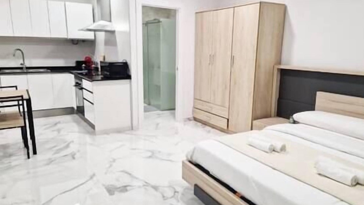 Llocnou de la Corona Apartment | Modern accommodation in Valencia