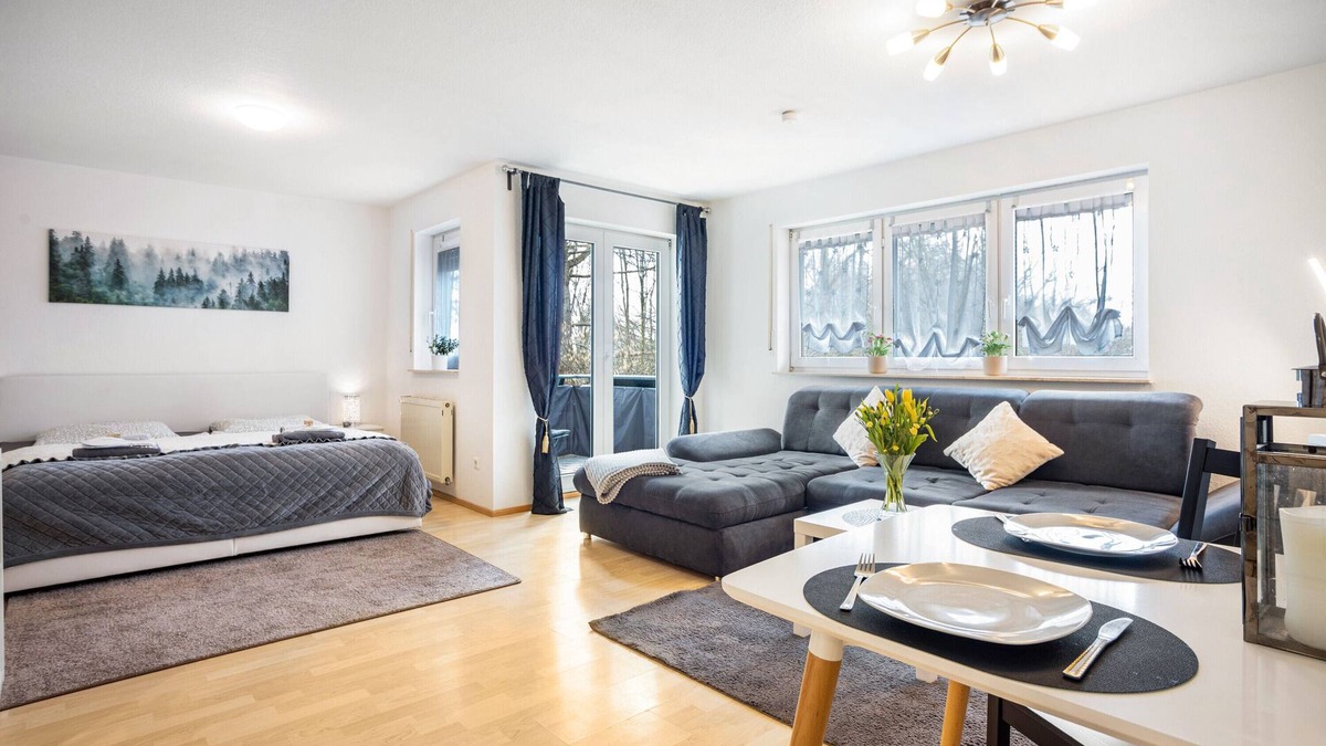 Reichenhofen Apartment | Modern Accommodation in Leutkirch with Mountain View, Wi-Fi & Balcony