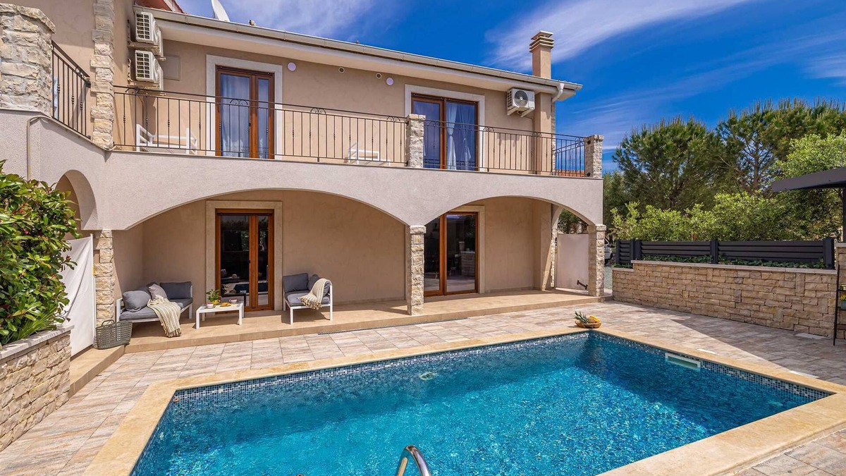 Milohnici House | Modern and attractive holiday house DIJANA