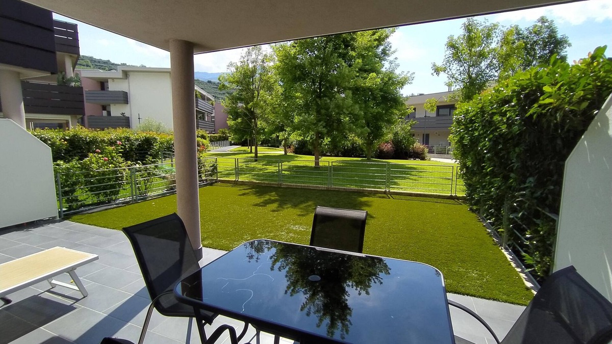 Riva del Garda Apartment | Modern and bright apartment near the lake, WiFi, a/c, garden, garage
