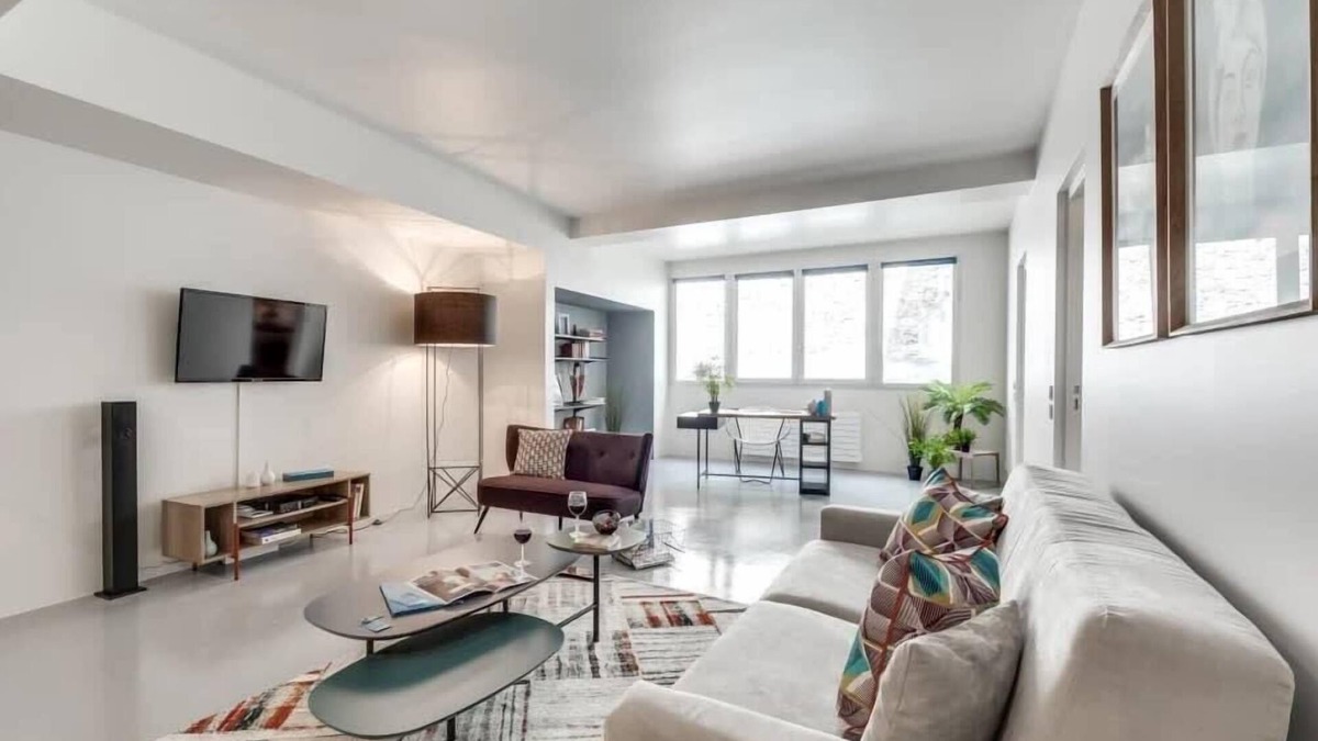 Quartier Sainte-Avoye Apartment | Modern and bright 2BD for 11 guests in Le Marais!