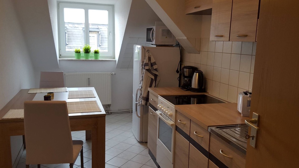 Marienthal Ost Apartment | Modern and bright apartment for up to 3 people in the center of Zwickau