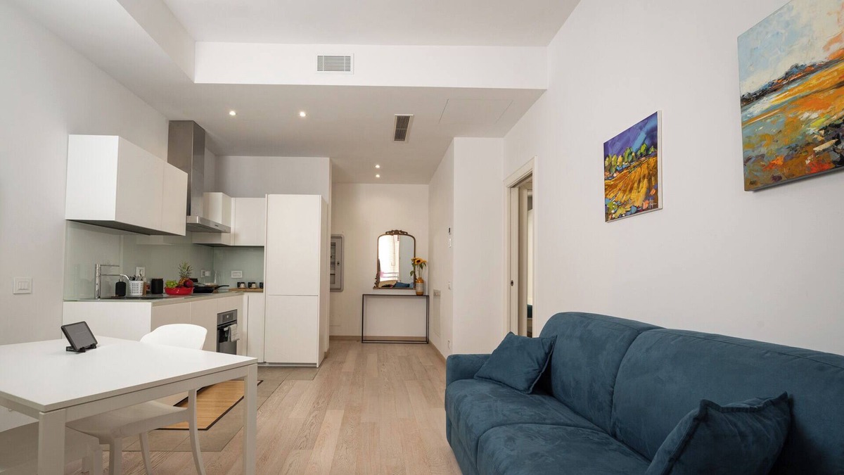 Ripa Apartment | Modern and bright apartment - 10 minutes (walking distance) from the Colosseum.