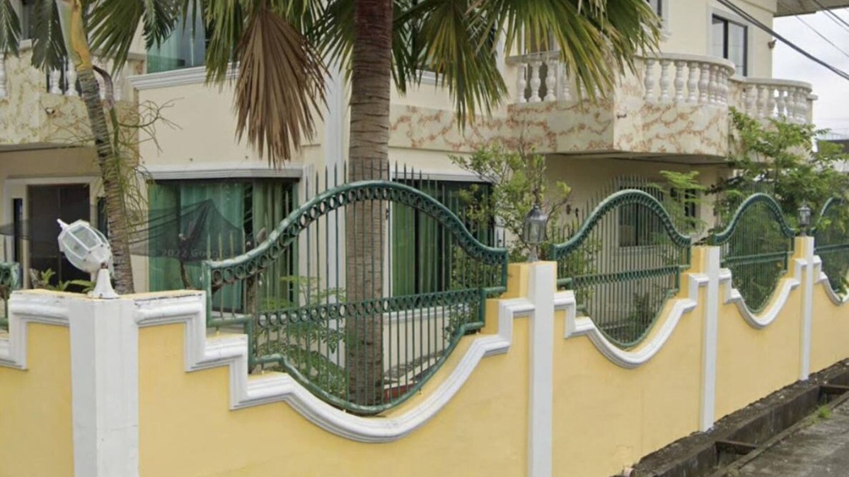 Naujan House | Modern and Charming House