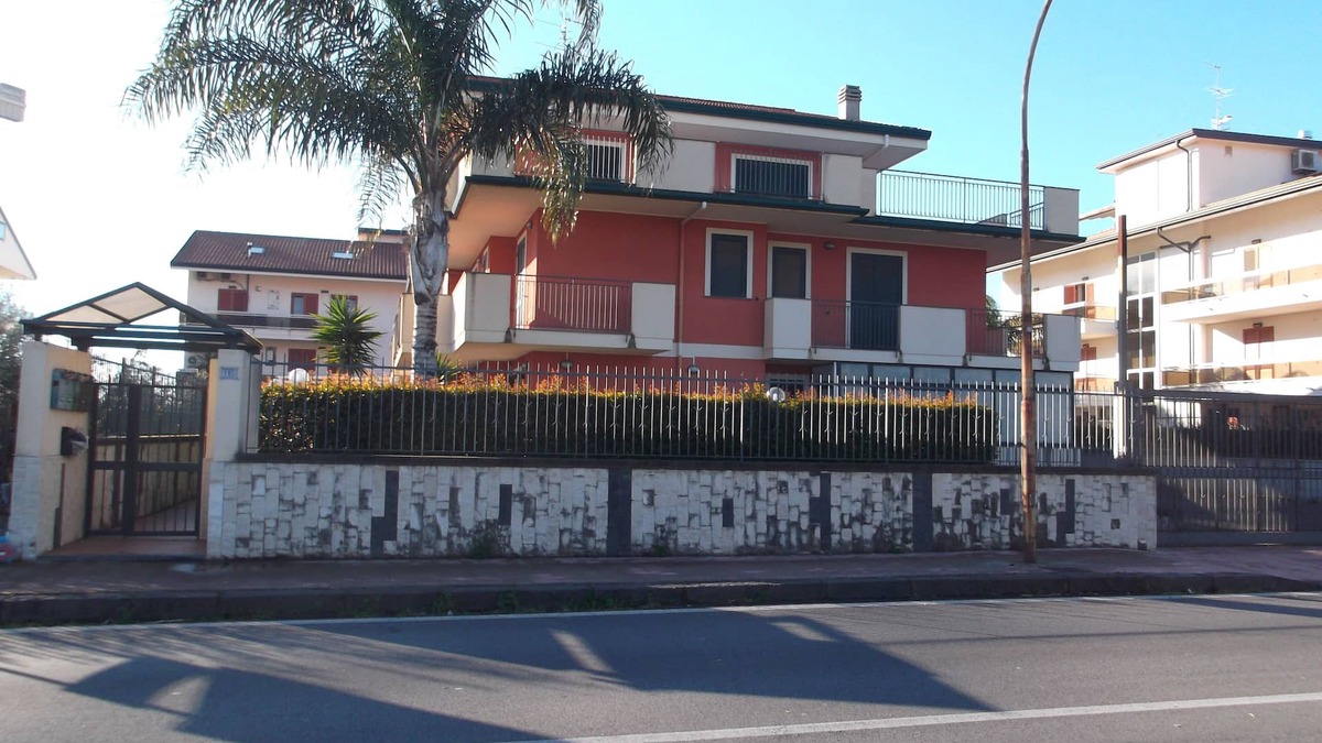 Giardini Naxos House | MODERN AND COZY APARTMENT NEAR THE SEA OF RECANATI