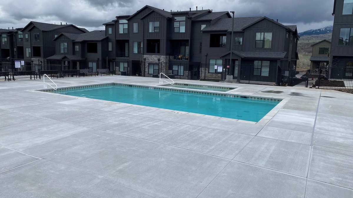 Mountain Green House | Modern and new 3-bedroom townhome with AC and WiFi in Mountain Green
