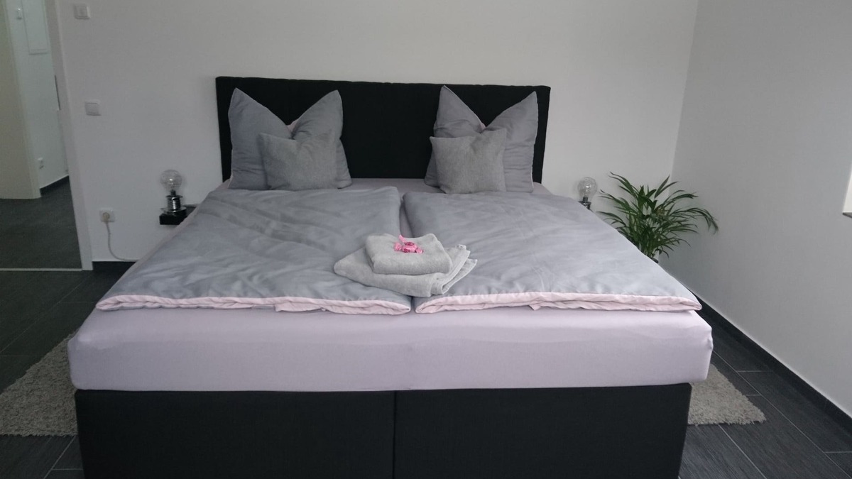 Rosswein Apartment | Modern and spacious! Stylish apartment for about 4 people.