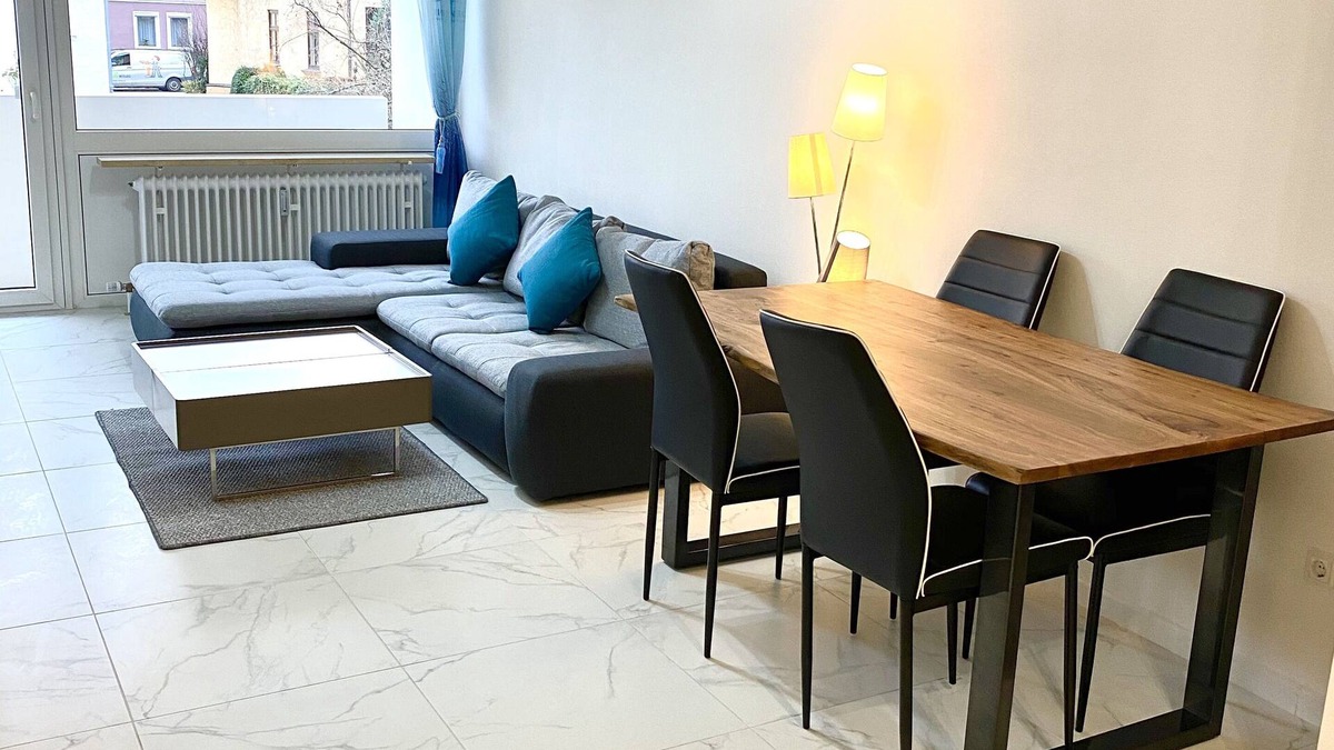 Am Riesenfeld House | Modern apartment in Munich with a large balcony