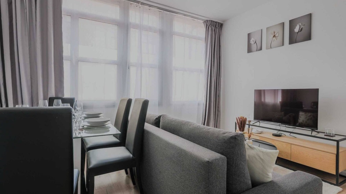 Levallois-Perret Apartment | Modern Apartment - 2BR/6P- Levallois-Perret