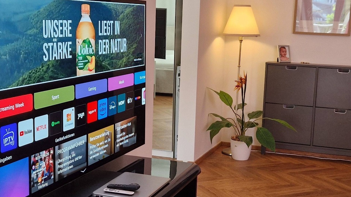 Waldshut-Tiengen Apartment | Modern apartment Smart Tv and parking near old town and train station