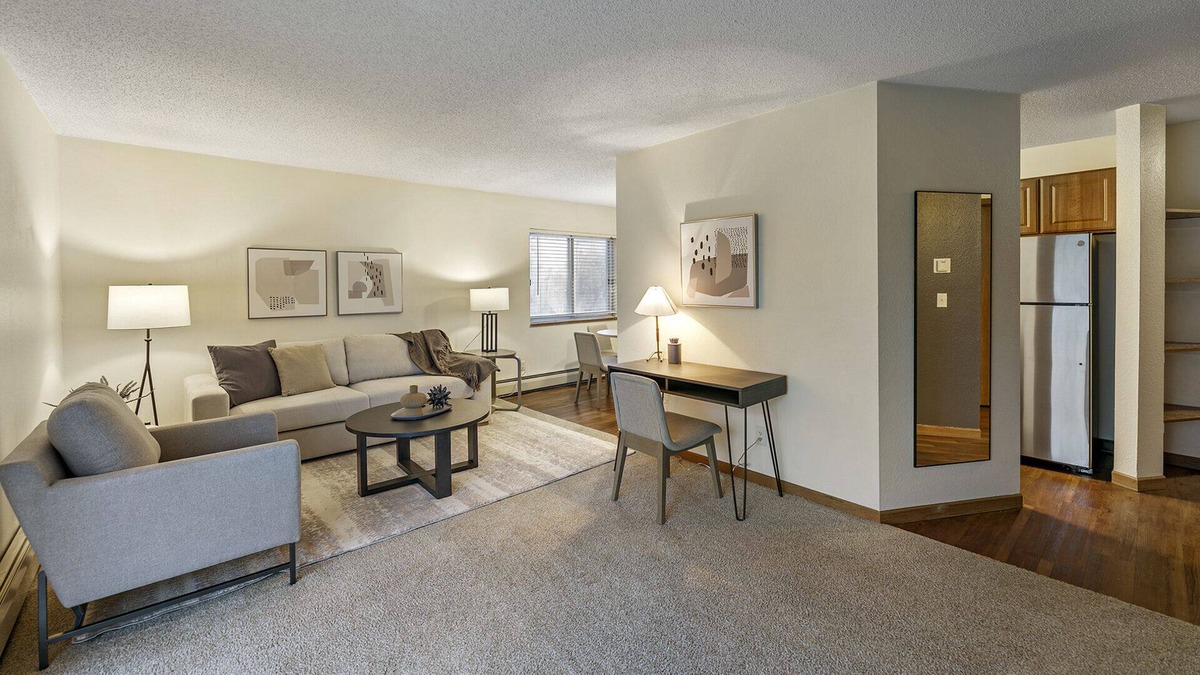 North Oaks Apartment | Modern Apartment in Prime Location (ID1017X869)