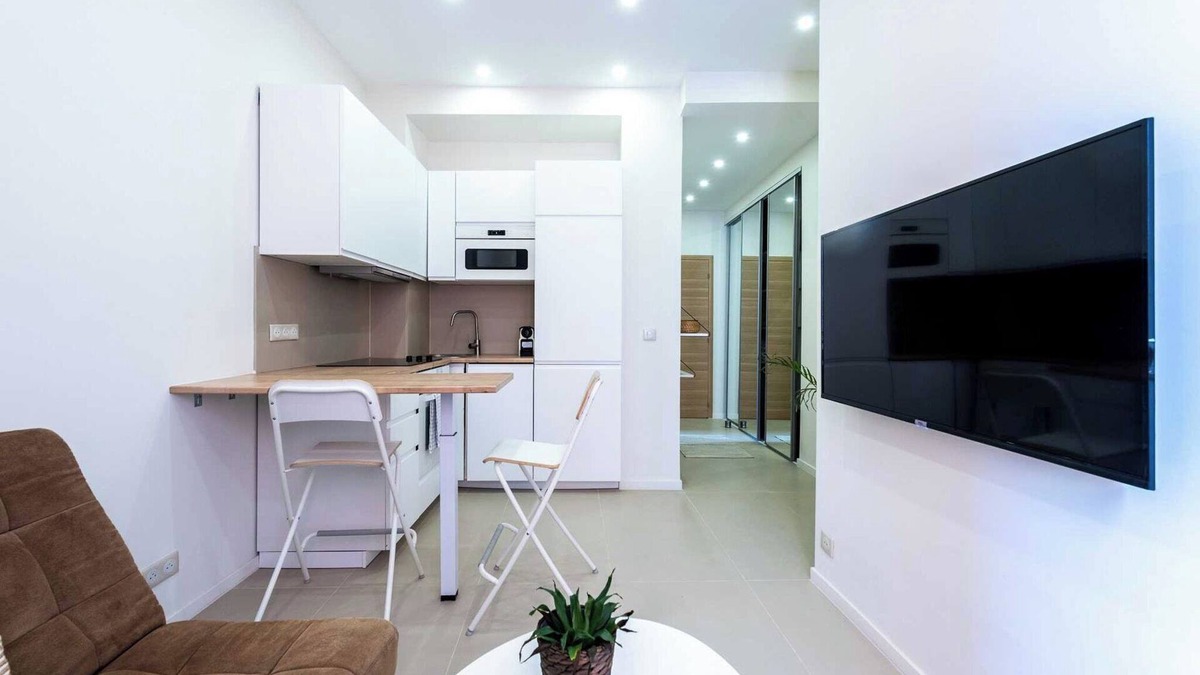 Juan-les-Pins Apartment | Modern apartment -2BDR/6P - 300m from the BEACH
