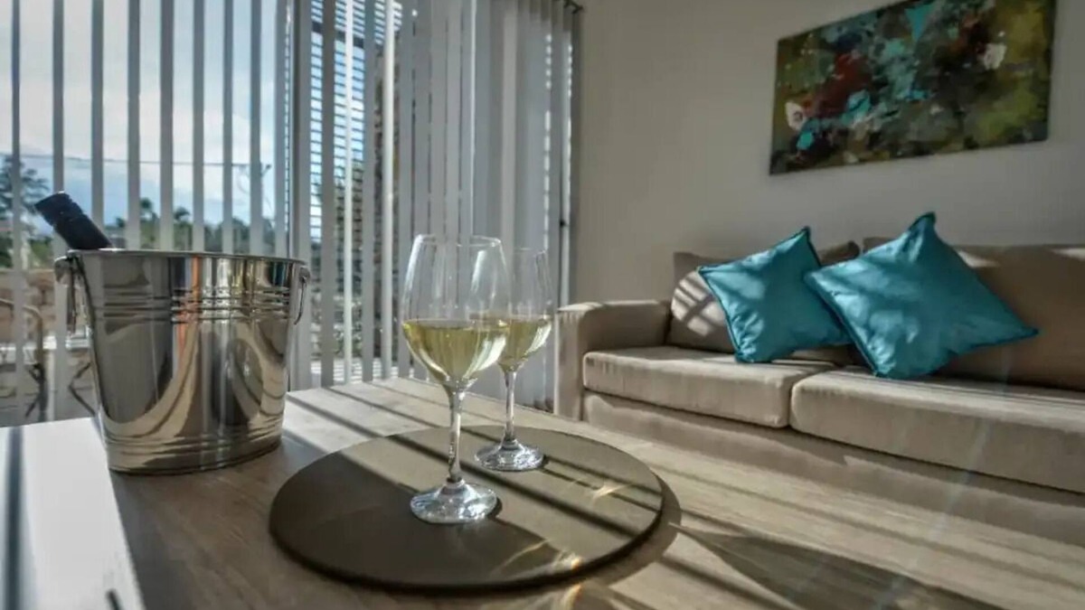 Lujan de Cuyo Apartment | Modern Apartment on Wine Route, winery region.n