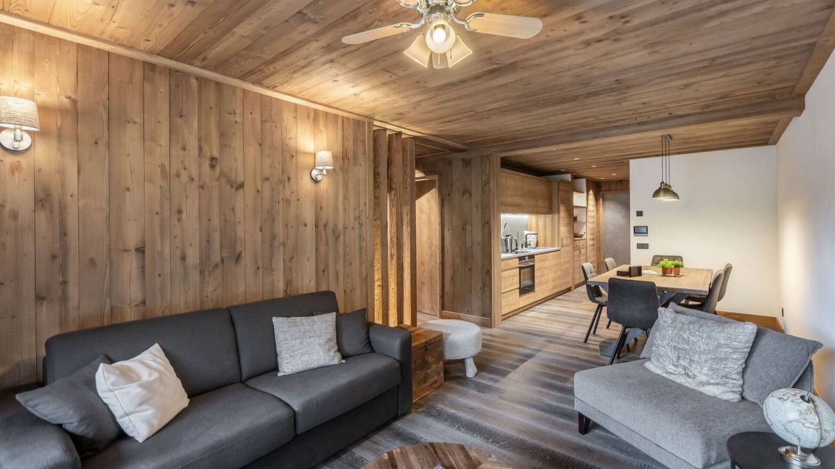 Le Praz Apartment | Modern Apartment Close to Slopes in Courchevel Le Praz