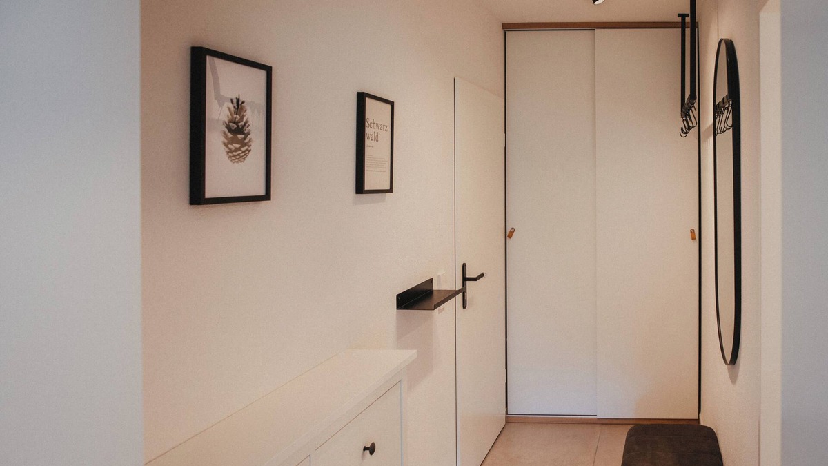 St. Blasien Apartment | Modern apartment with mountain view and 2 balconies near ski lift, bathing lake & thermal baths.