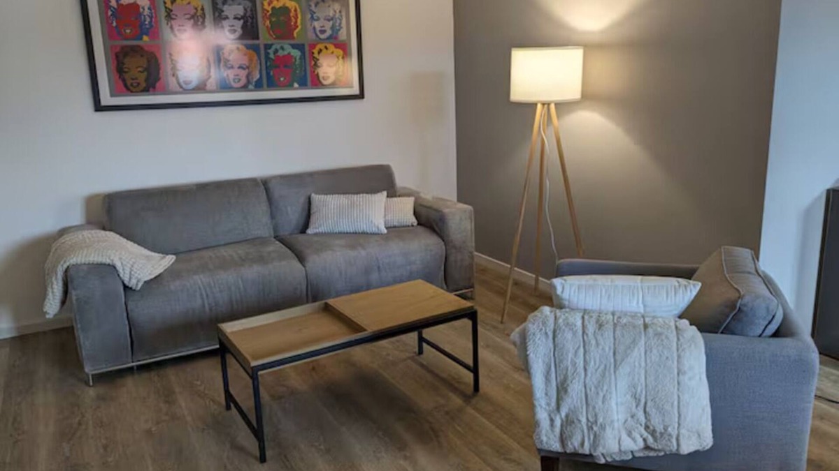 Vilgertshofen Apartment | Modern apartment in Pflugdorf