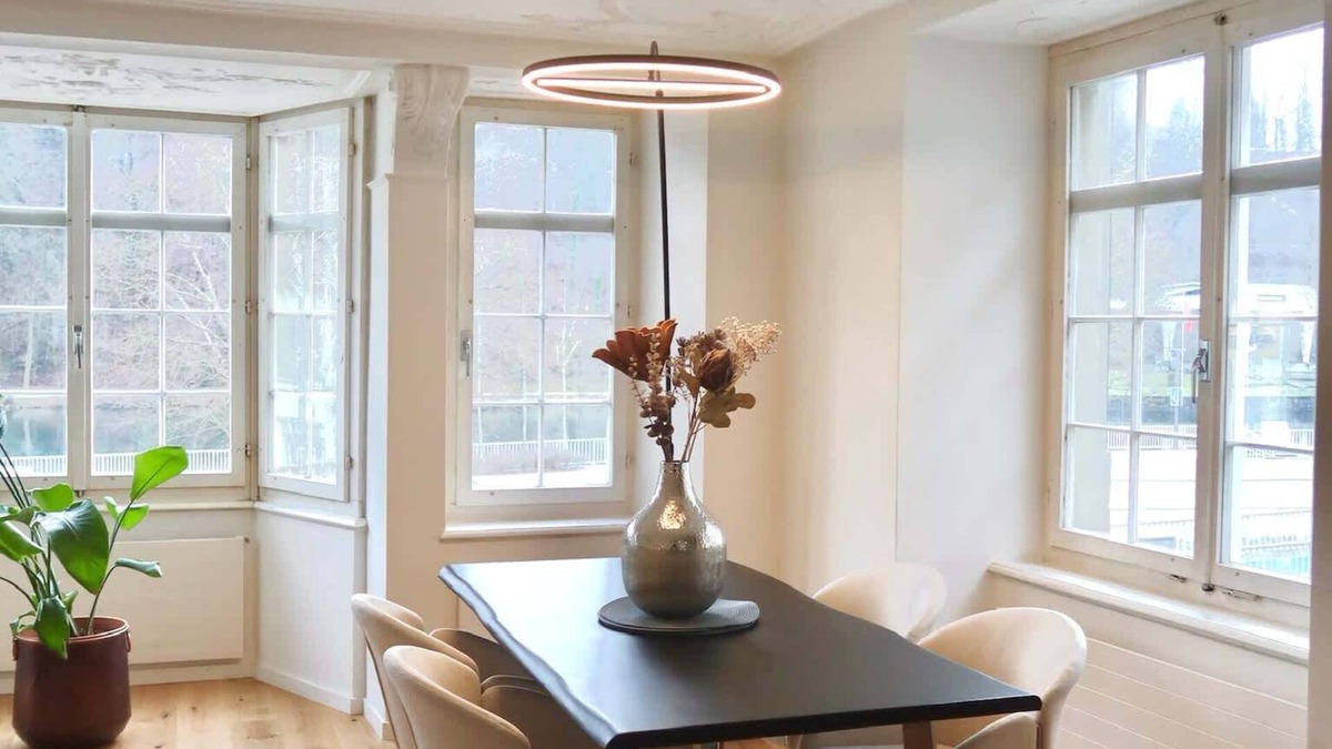 Andelfingen District Apartment | Modern Apartment in Schaffhausen Center