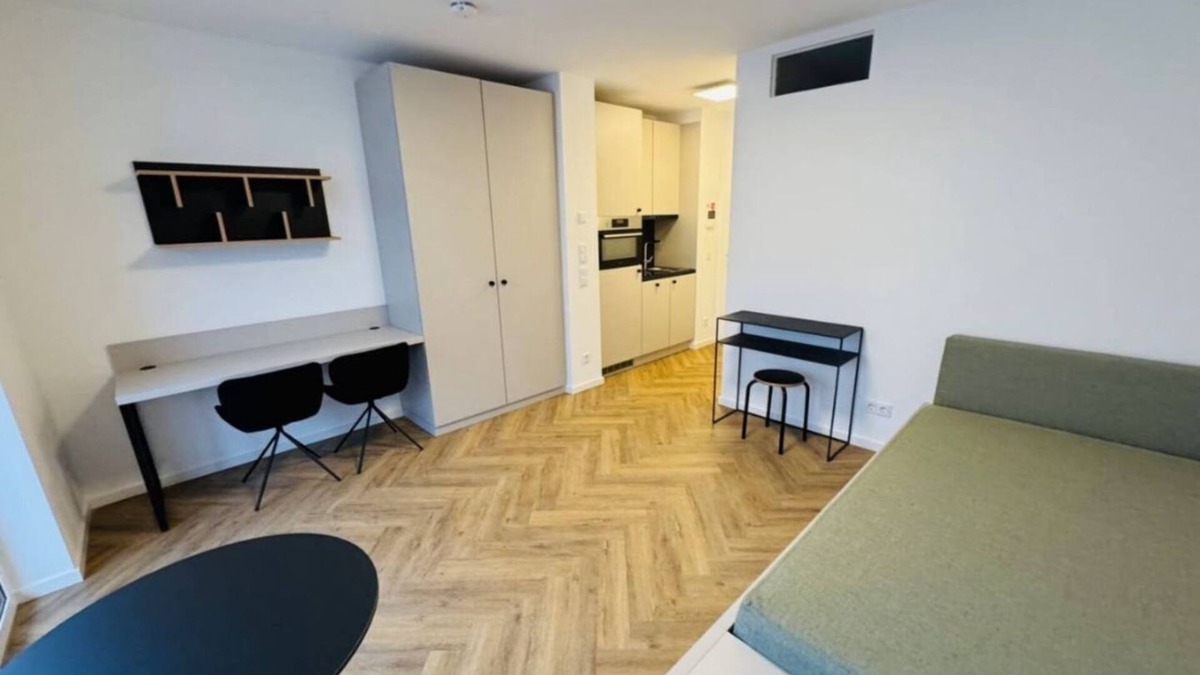 Adlershof Apartment | Modern apartment in a prime location & fully equipped