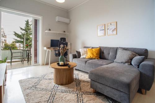 Papagou-Holargos Apartment | Modern Apartment in Cholargos