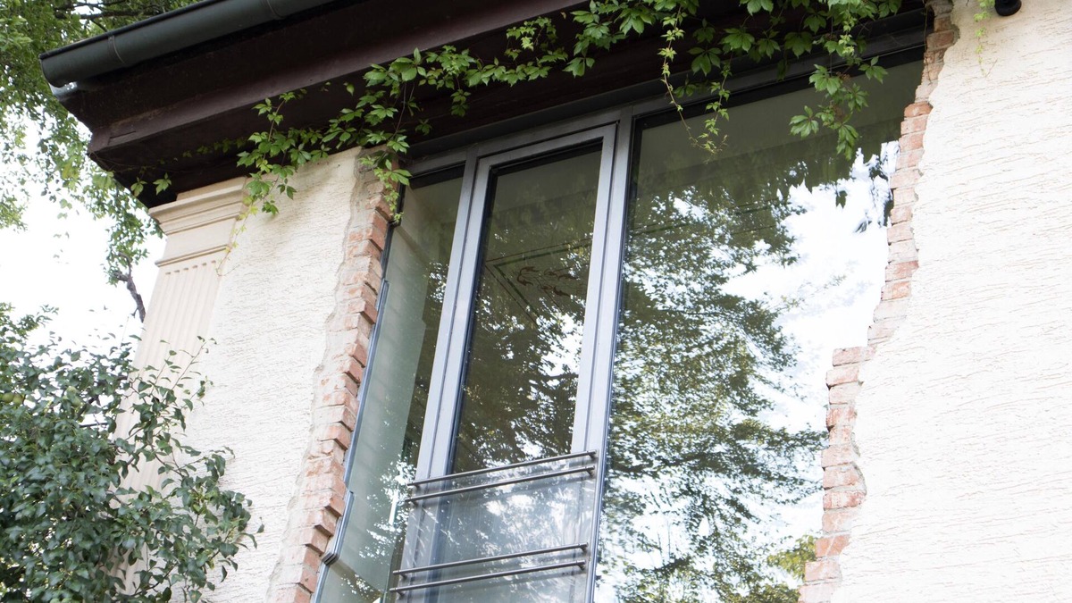Riedlingen Hotel | Modern apartment in historic villa with park in the center of the old town