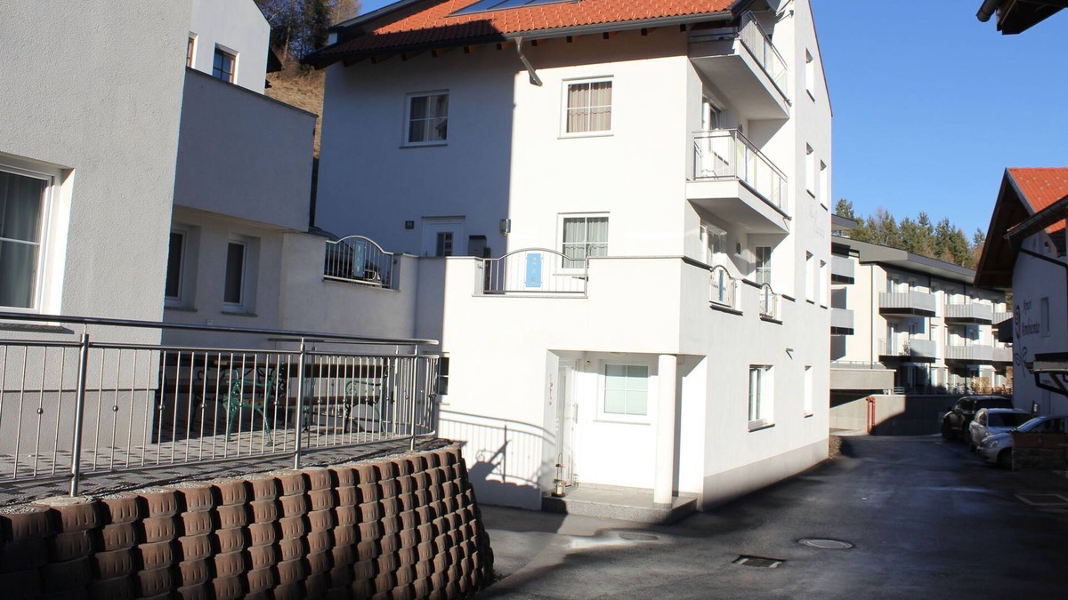 Fiss Apartment | Modern Apartment in Fiss at Ski Bus Stop
