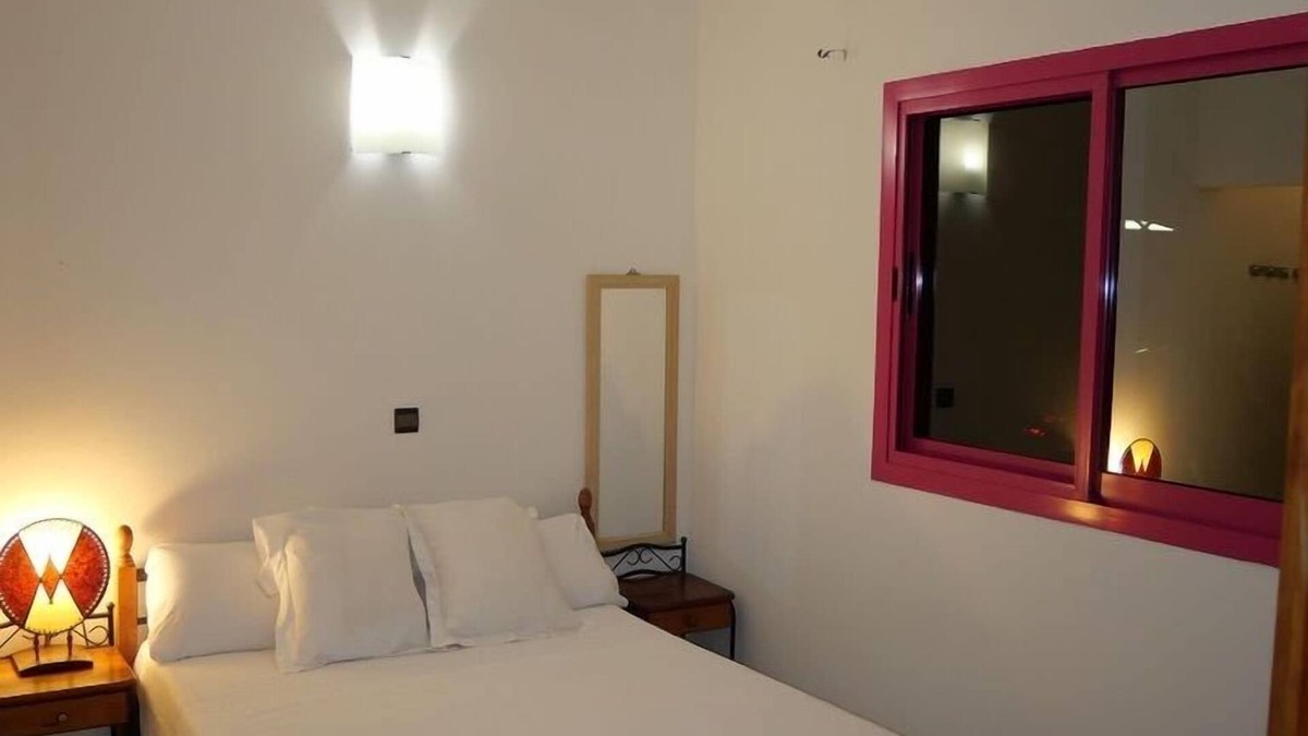 Komo-Mondah Apartment | Modern apartment in residence.