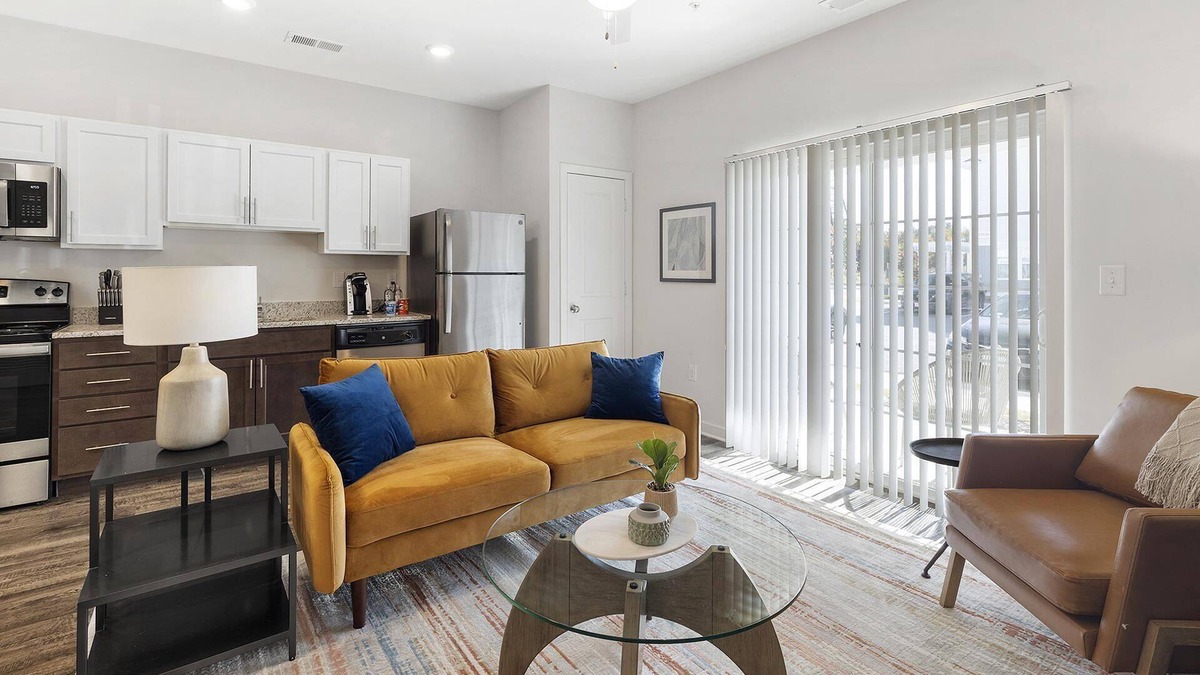 Norfolk - Virginia Beach Apartment | Modern Apartment in Prime Location (ID4693X56)