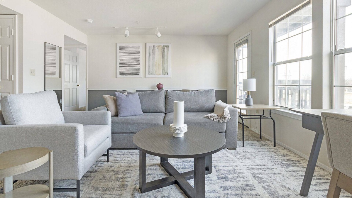 Greenwich Apartment | Modern Apartment in Prime Location (ID7807X89)