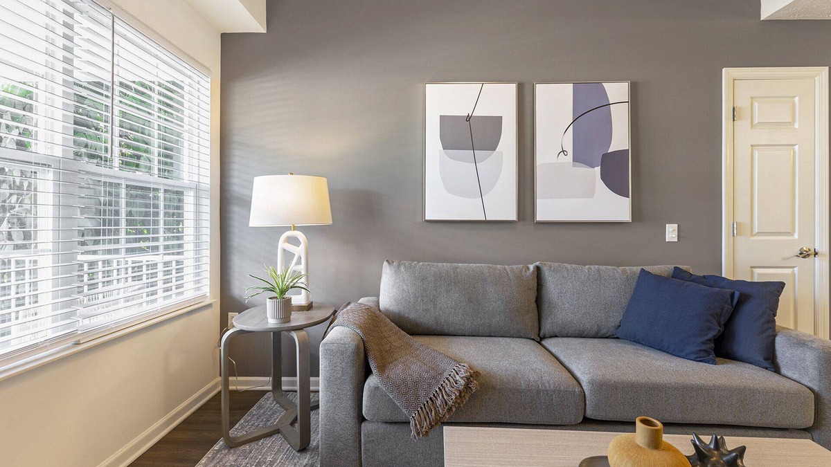 Avon Apartment | Modern Apartment in Prime Location (ID9530X84)