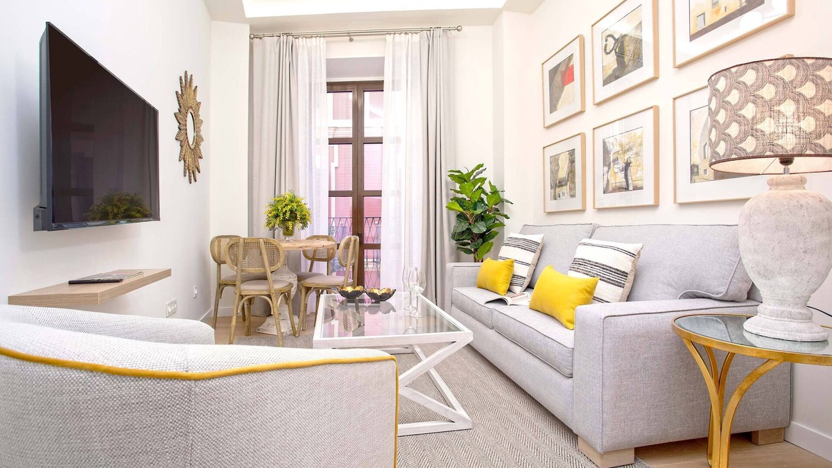 San Vicente Apartment | Modern apartment in Seville center. Museo II