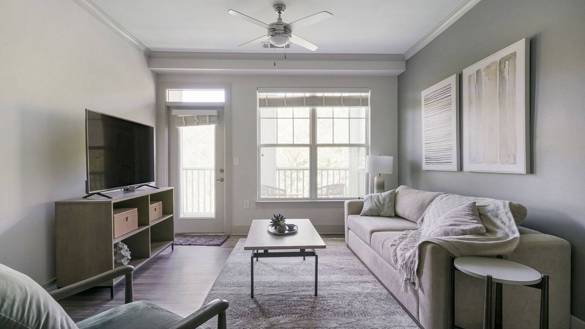 Short Pump Apartment | Modern Apartment in Prime Location (ID6167X30)