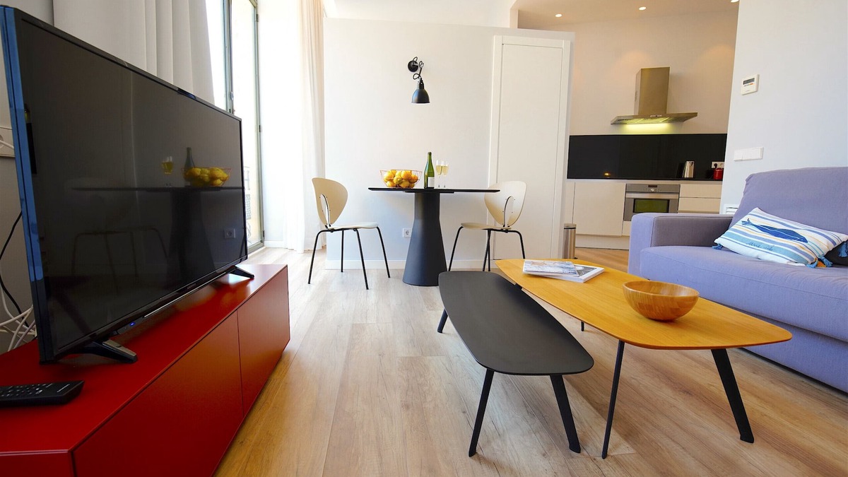 Old Town Apartment | Modern Apartment L´Aguila 3 in Palma Center with Wifi, AC, Bright and Spacious