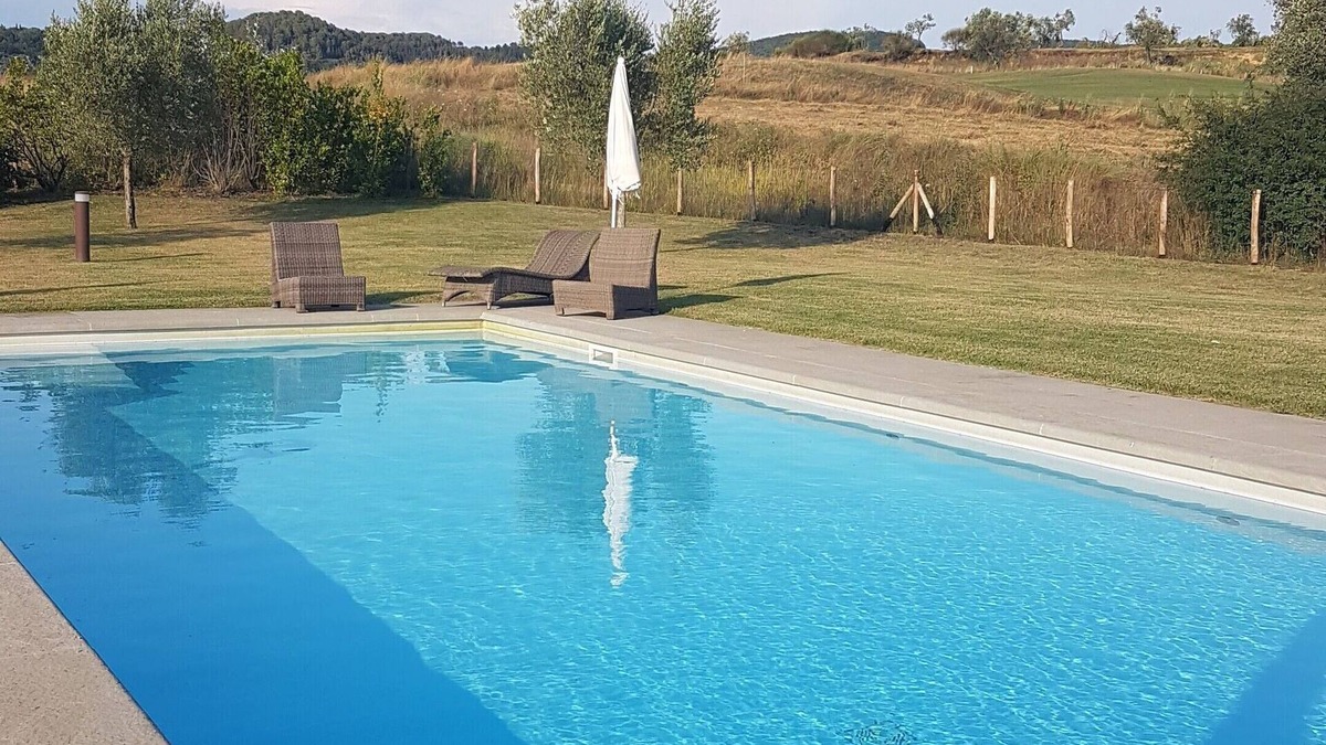 Castelfalfi Apartment | Modern apartment located on the 1st floor in a masterfully restored "Casale"