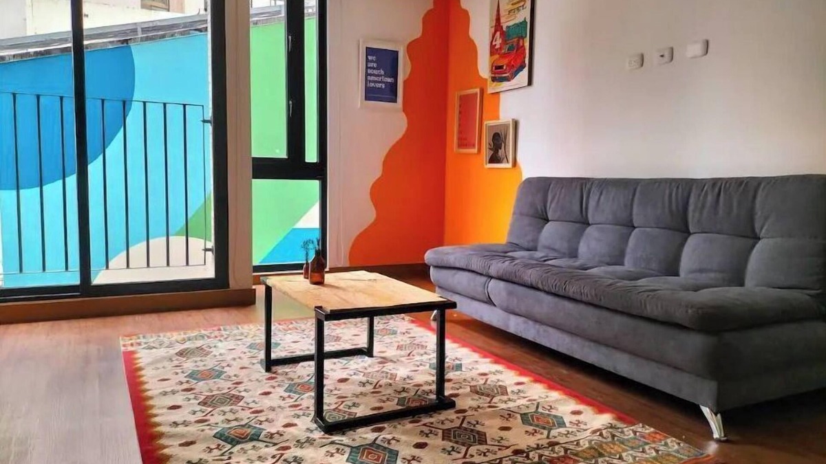Financial District Apartment | Modern apartment near downtown - close to all must visits!
