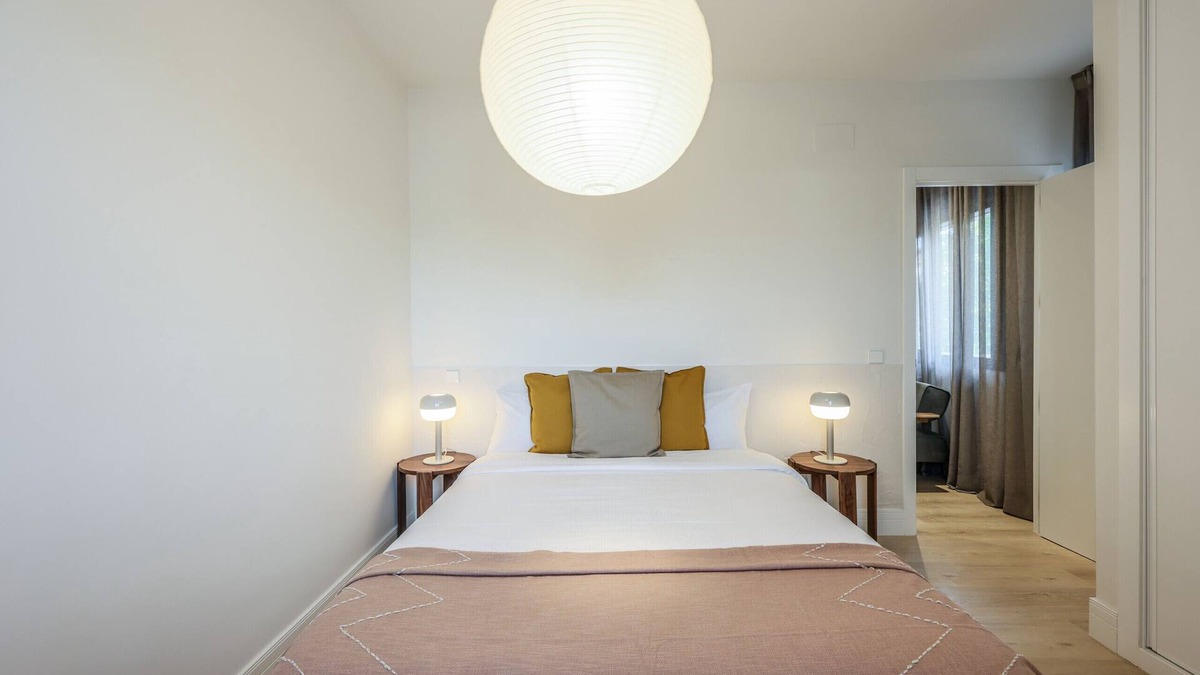 Puerta del Angel Apartment | Modern apartment near the Royal Palace 11