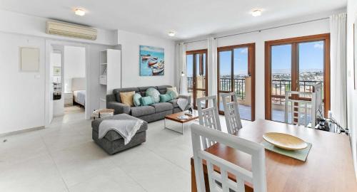 Aphrodite Hills Apartment | Modern Apartment Oceanus, Theseus Village, Aphrodite Hills